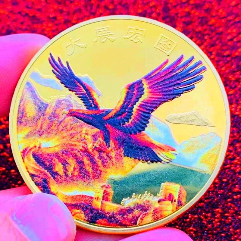 Kineski Dapeng raširio je krila zlatnim obojenim medaljonima kako bi se igrali s turističkim atrakcijama Zlatni kovanice