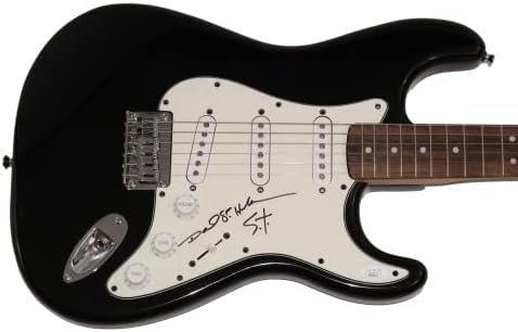 Michael McKean potpisao je autogram pune veličine Black Fender Električna gitara s Jamesom Spence JSA provjerom autentičnosti